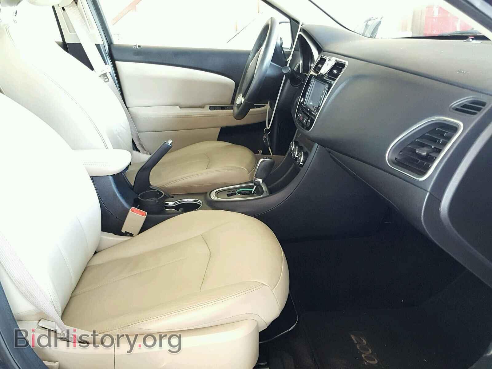 2011 CHRYSLER 200 - VIN: 1C3BC2FB2BN571990 - Photo 5