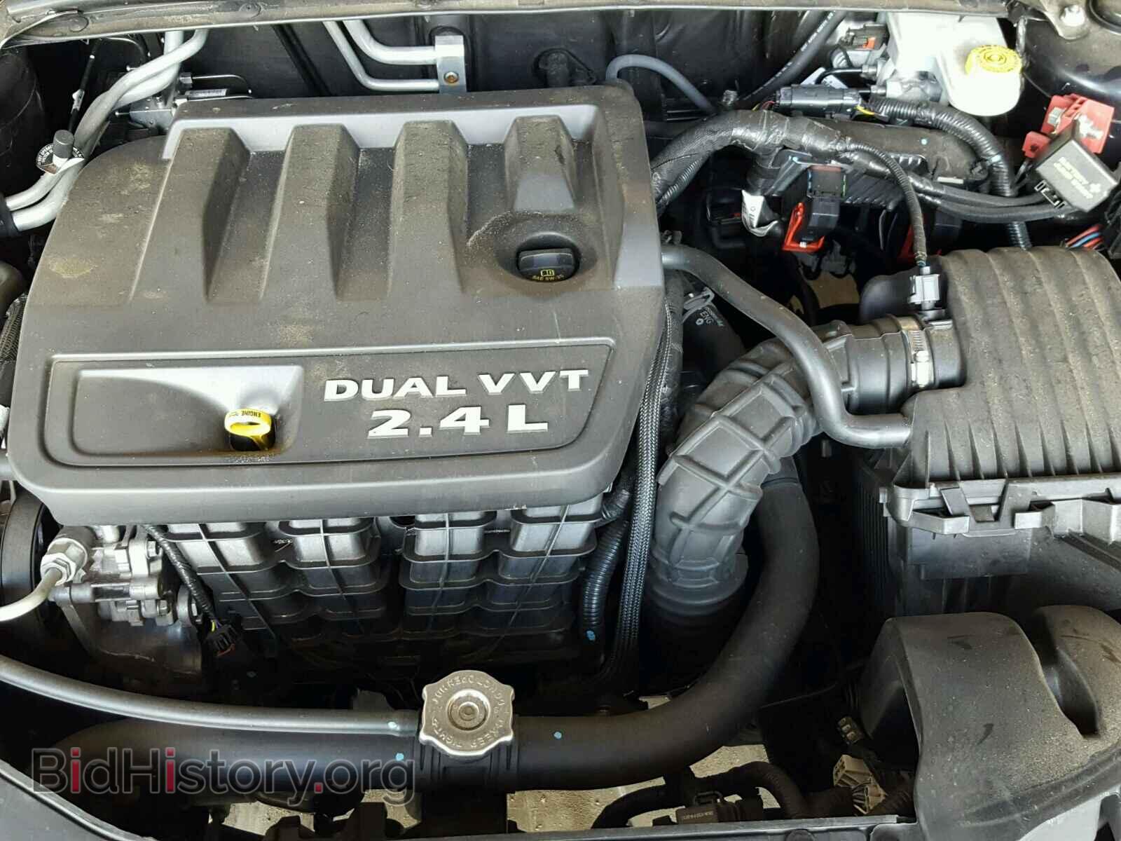 2011 CHRYSLER 200 - VIN: 1C3BC2FB2BN571990 - Photo 7