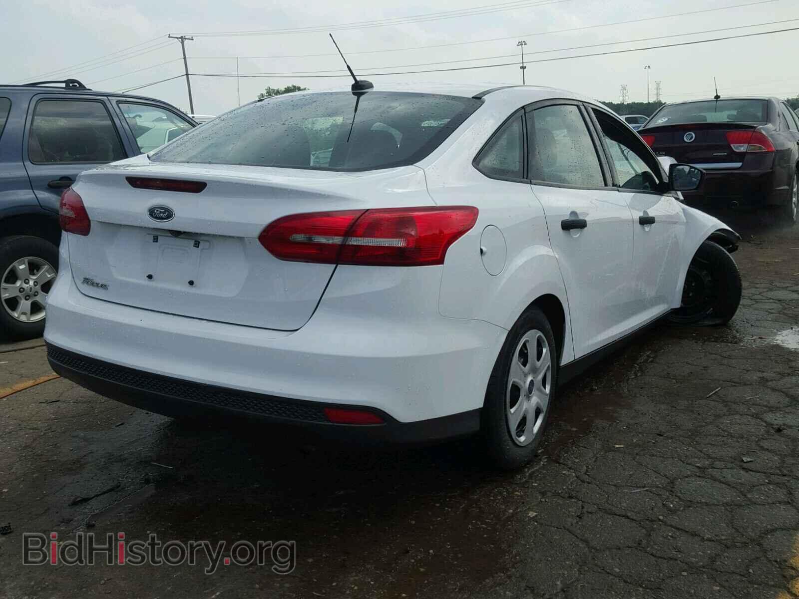 2017 FORD FOCUS - VIN: 1FADP3E29HL323987 - Photo 4