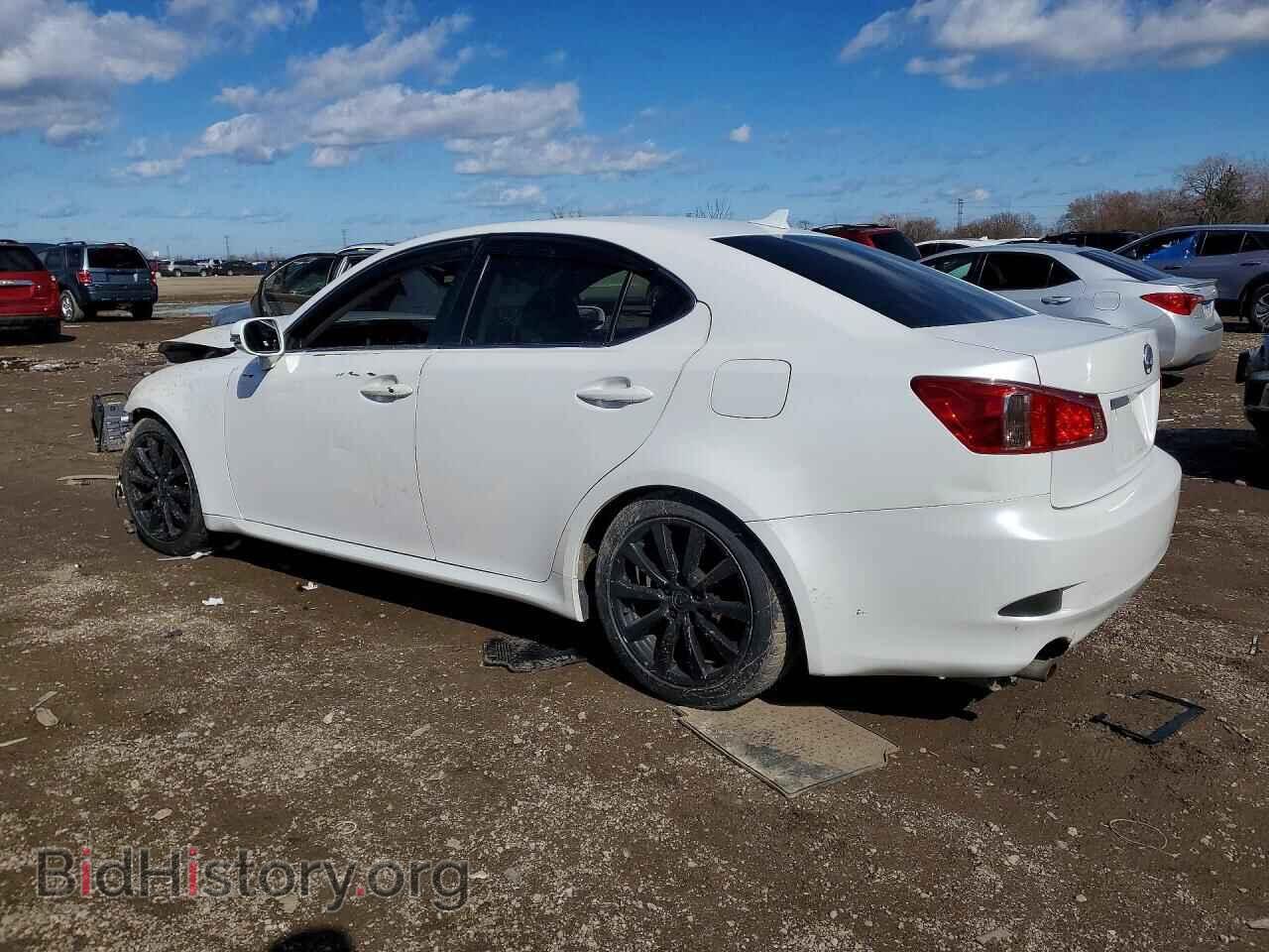 2011 LEXUS IS - VIN: JTHCF5C23B5051969 - Photo 2