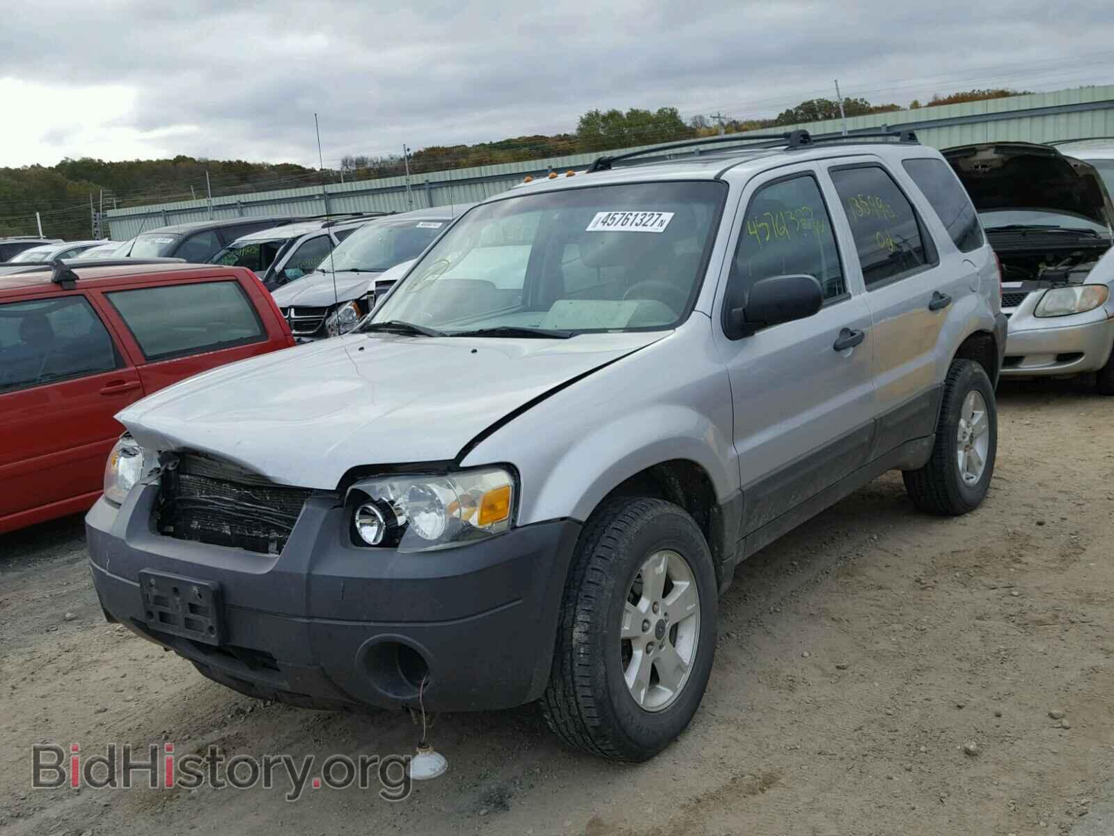 2007 FORD ESCAPE - VIN: 1FMYU03187KA51834 - Фото 2
