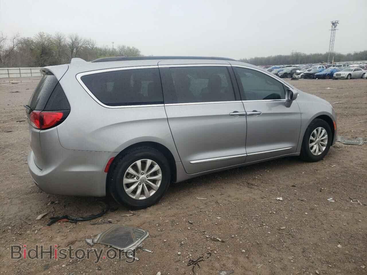 2017 CHRYSLER PACIFICA - VIN: 2C4RC1BGXHR676097 - Photo 3