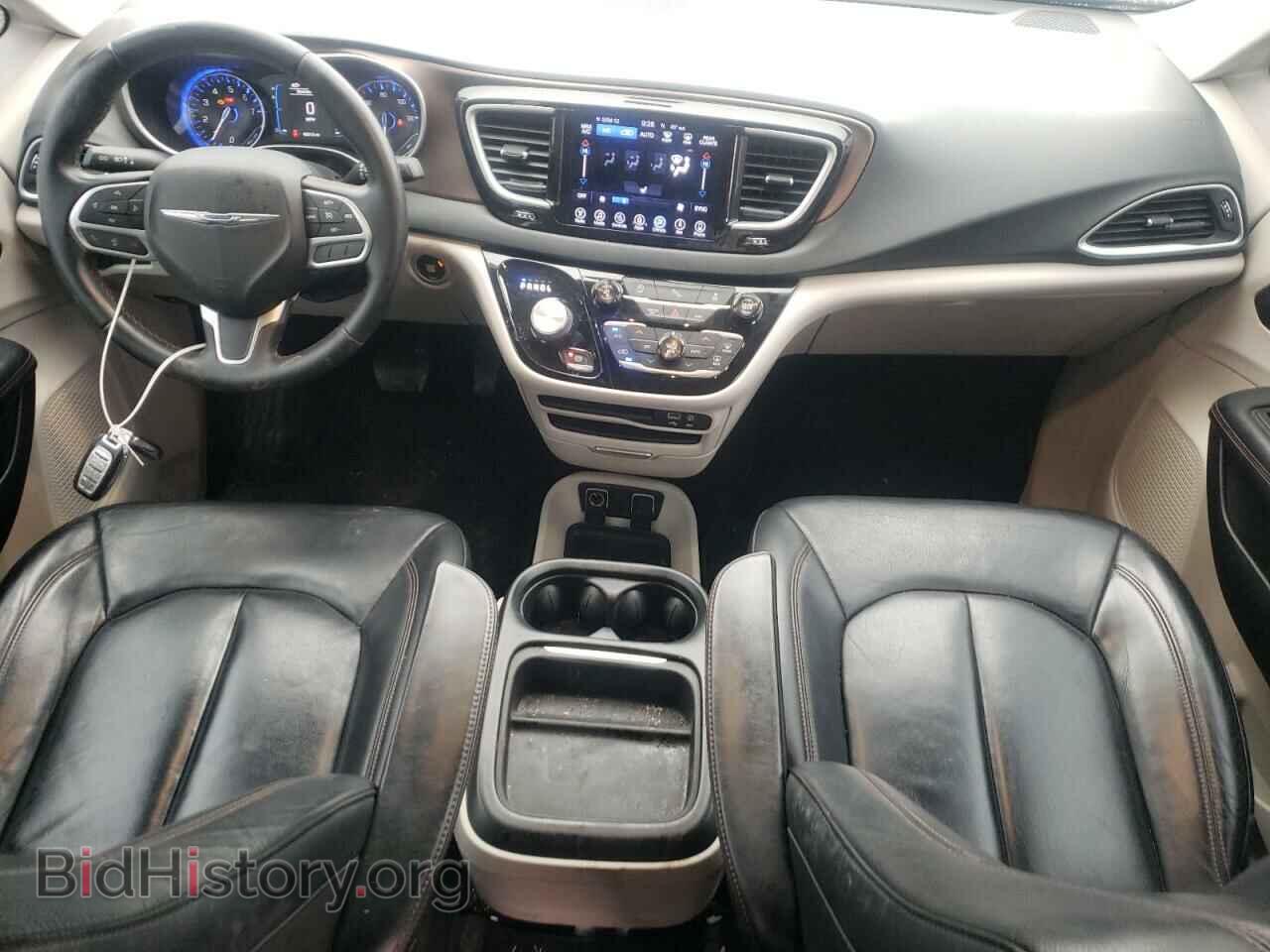 2017 CHRYSLER PACIFICA - VIN: 2C4RC1BGXHR676097 - Photo 8