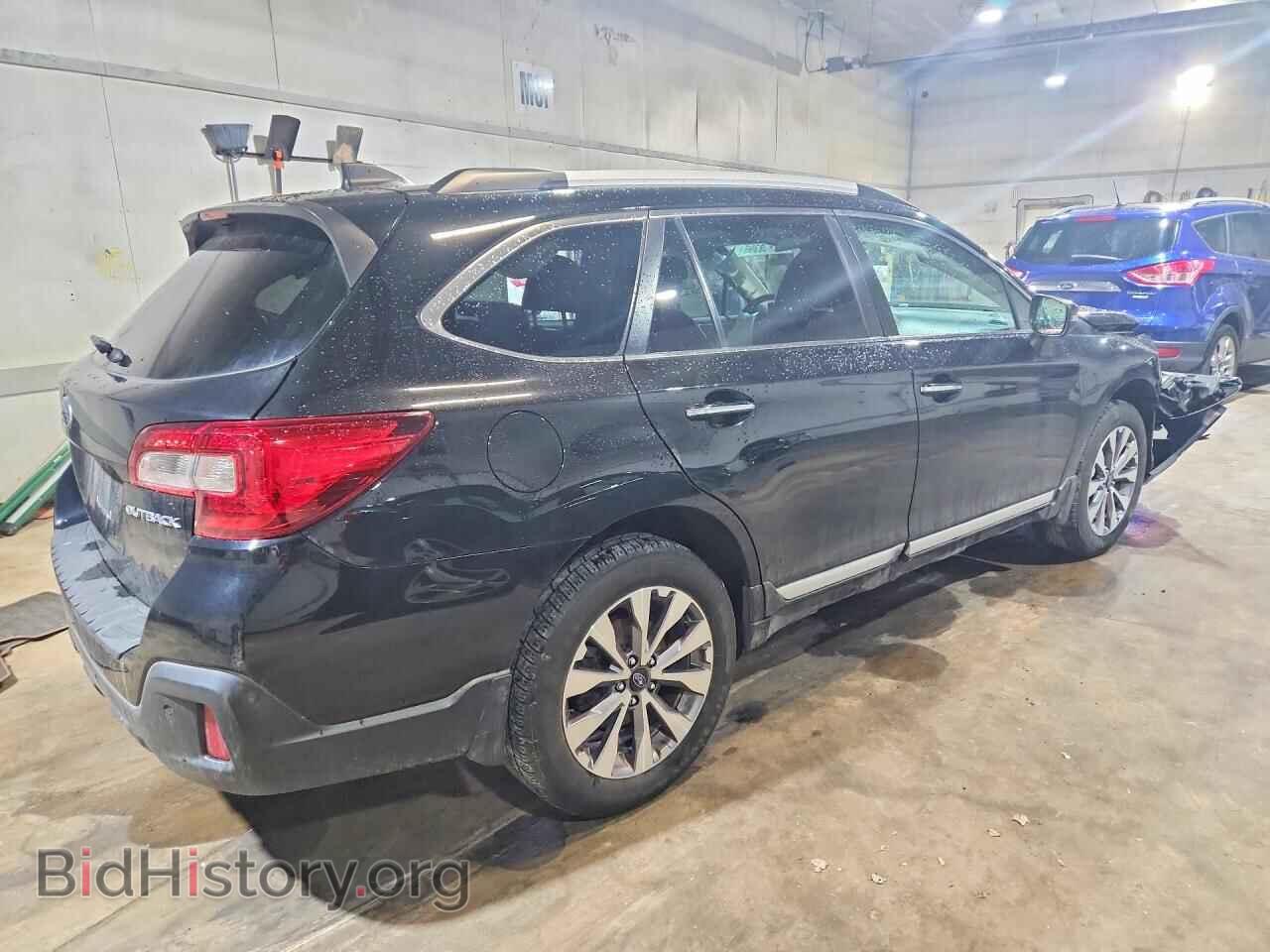 2018 SUBARU OUTBACK - VIN: 4S4BSATC3J3201336 - Фото 3