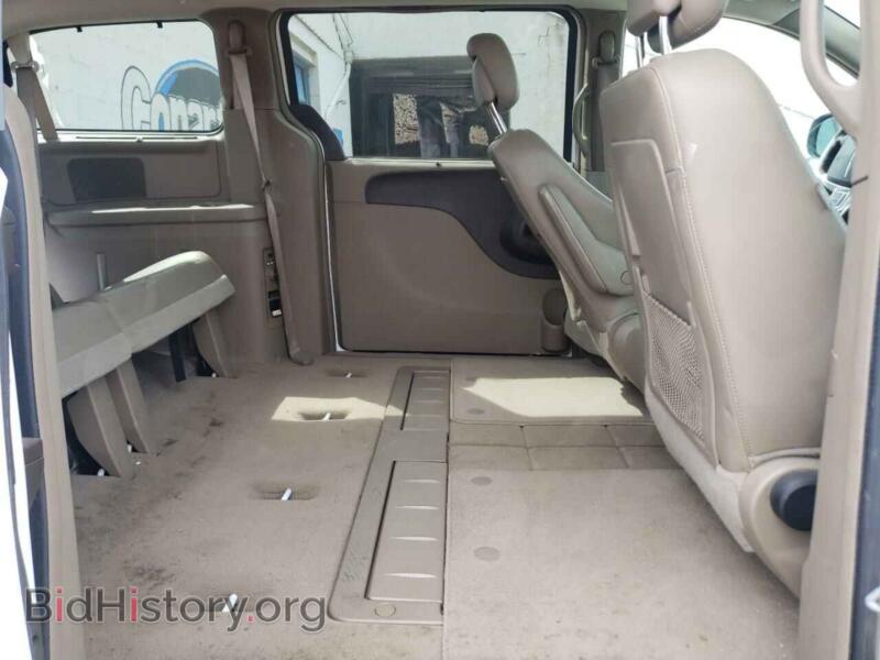 2015 Chrysler MINIVAN (VIN 2C4RC1BG4FR630259) — photo 6 of 10
