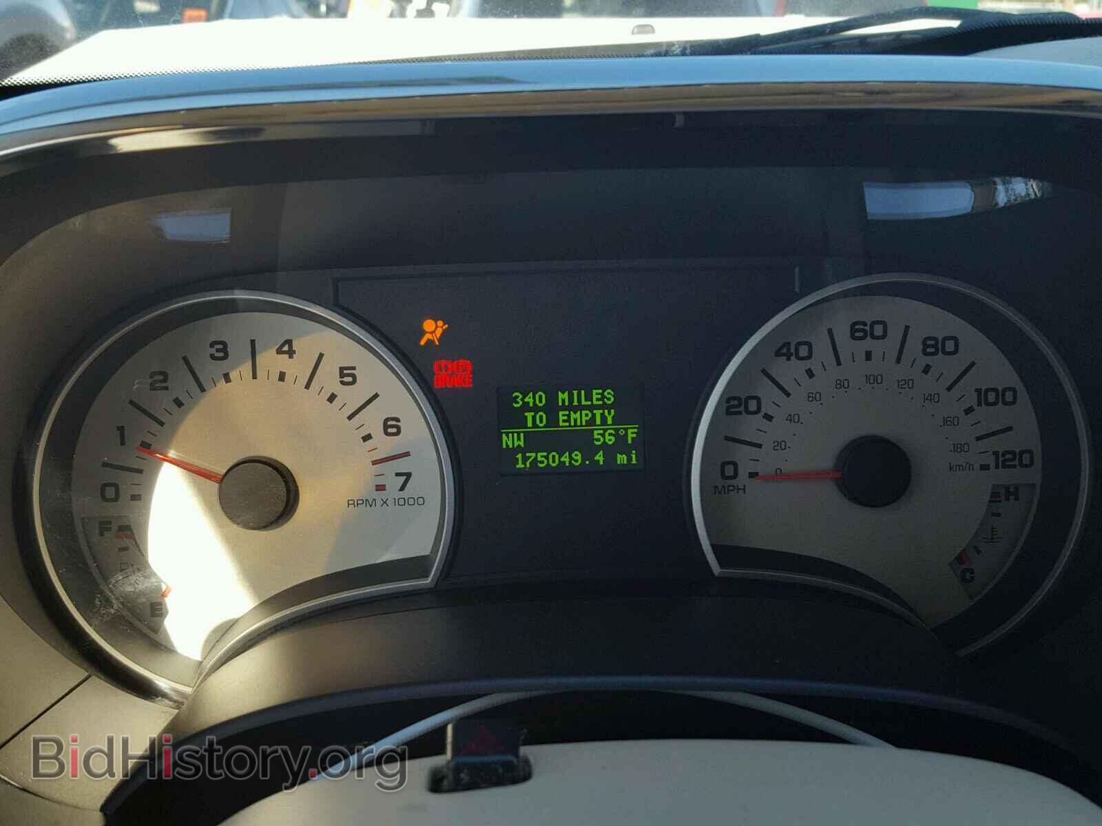 2006 FORD EXPLORER - VIN: 1FMEU64E86UB71272 - Photo 8
