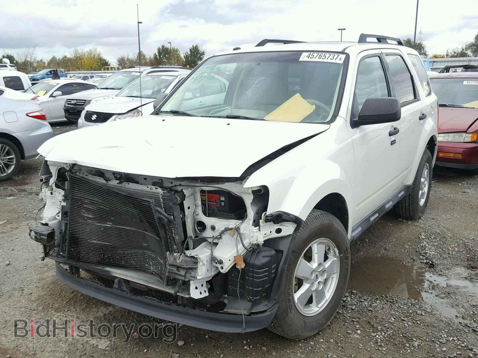 2012 FORD ESCAPE - VIN: 1FMCU0D73CKB32134 - Фото 2