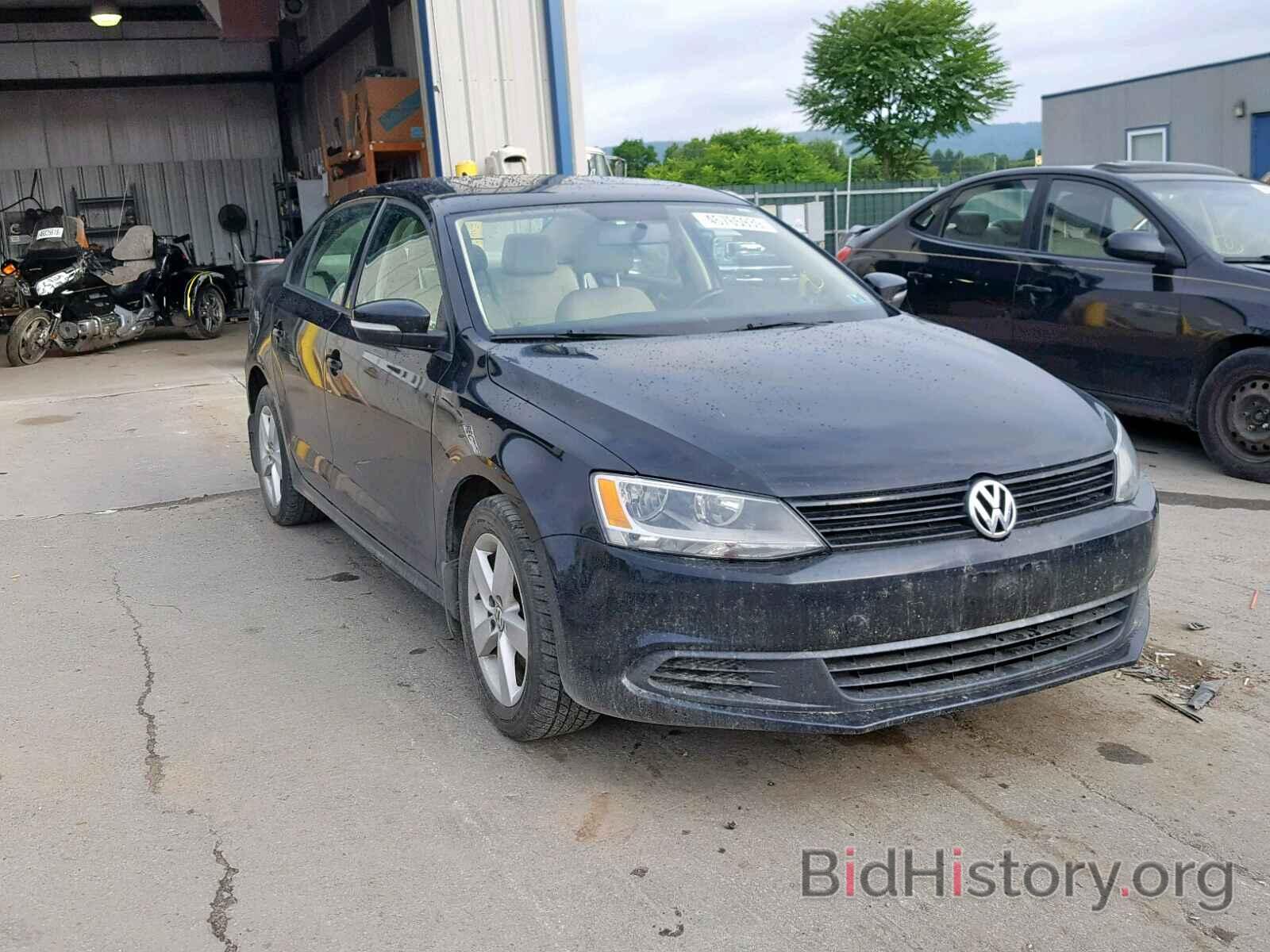 Photo 3VWLL7AJ3BM115371 - VOLKSWAGEN JETTA 2011