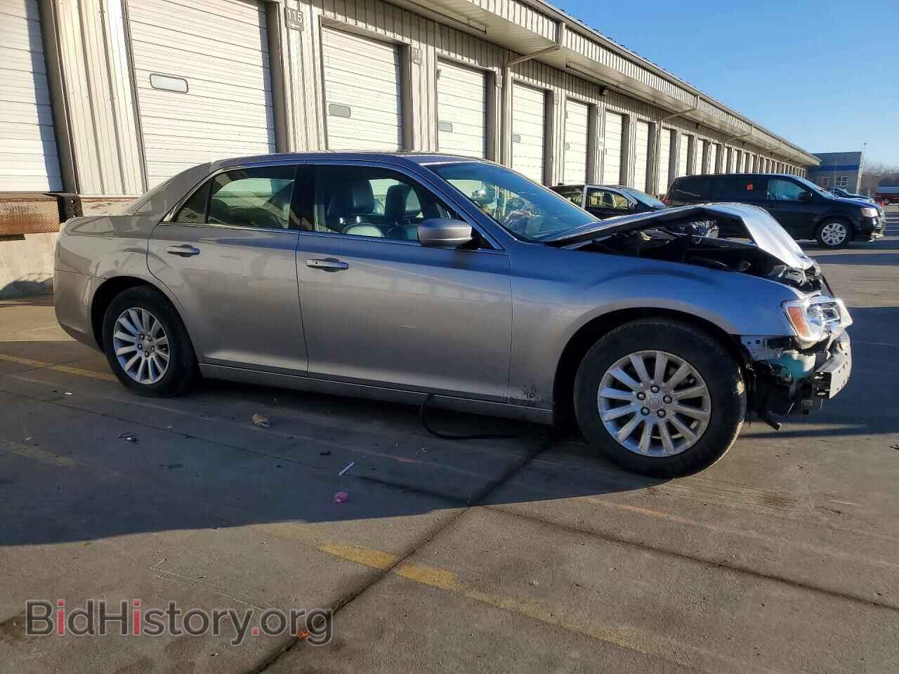 2013 CHRYSLER 300 - VIN: 2C3CCAAG4DH647464 - Photo 4