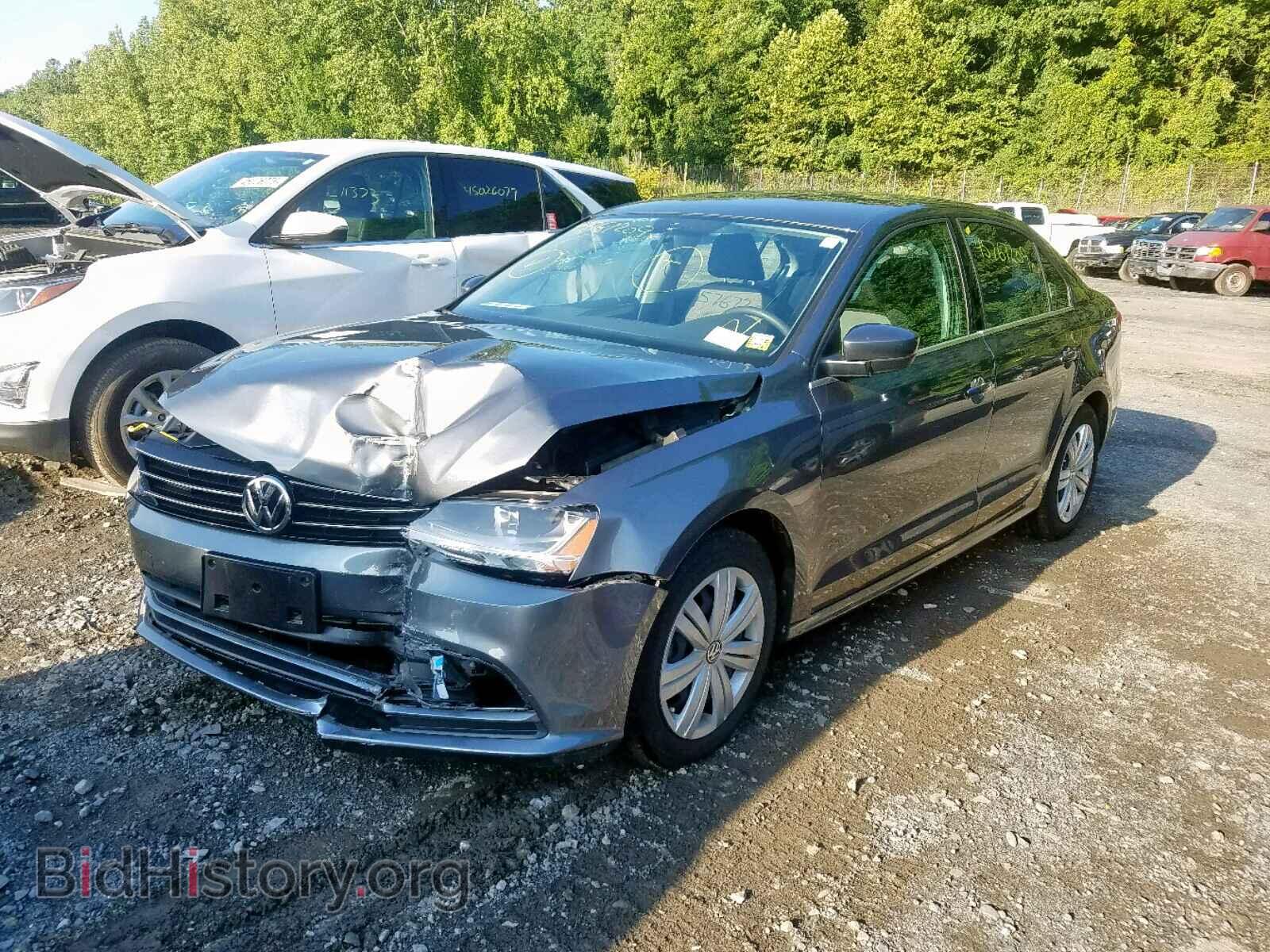 2017 VOLKSWAGEN JETTA - VIN: 3VW2B7AJ3HM382100 - Фото 2