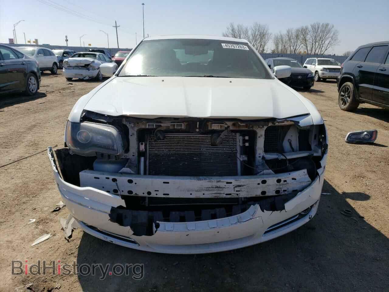 2014 CHRYSLER 300 - VIN: 2C3CCAGG3EH321325 - Фото 5
