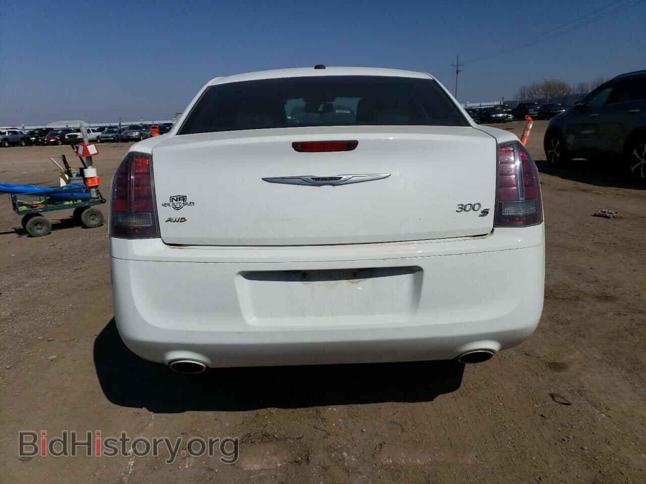 2014 CHRYSLER 300 - VIN: 2C3CCAGG3EH321325 - Фото 6