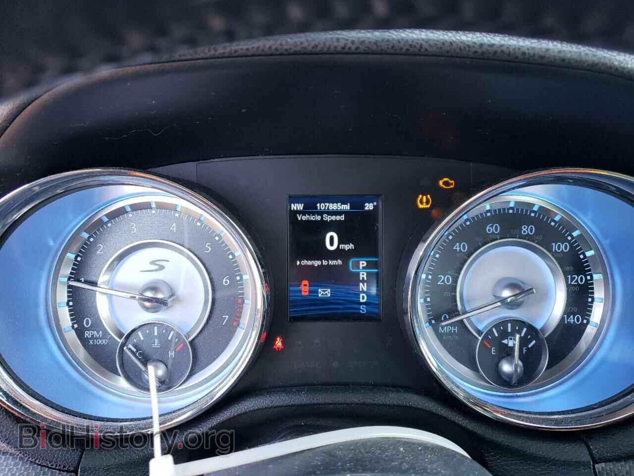 2014 CHRYSLER 300 - VIN: 2C3CCAGG3EH321325 - Фото 9