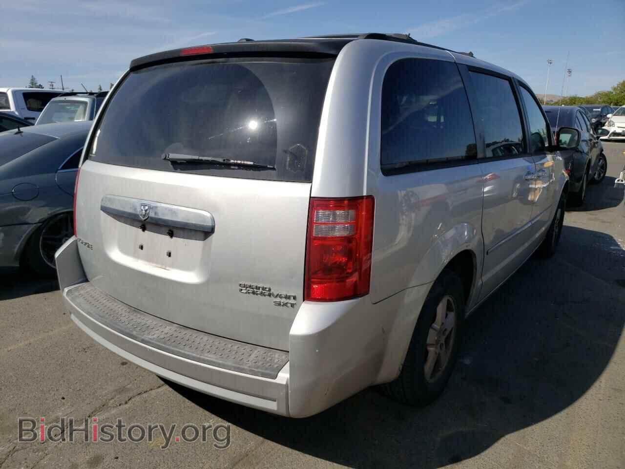 2010 DODGE CARAVAN - VIN: 2D4RN5D19AR444996 - Photo 4