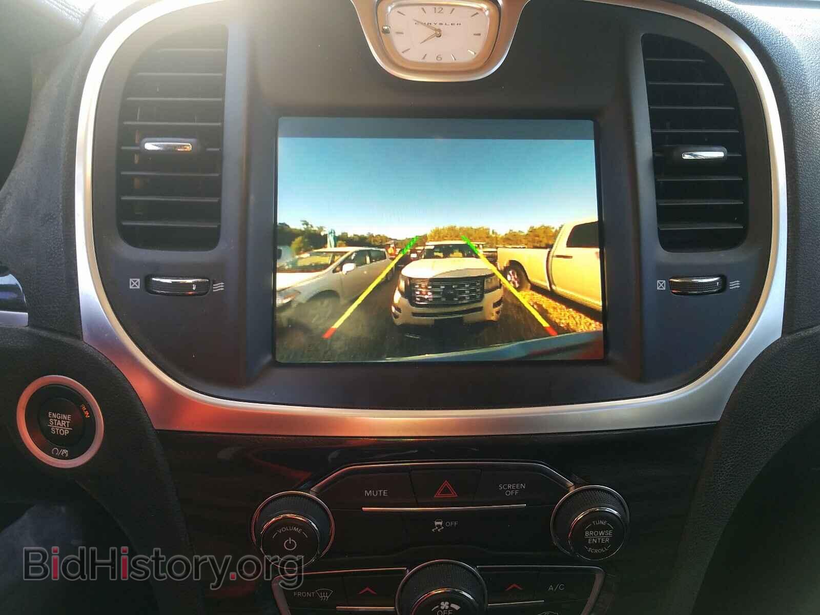 2017 CHRYSLER 300 - VIN: 2C3CCARG2HH571401 - Фото 9