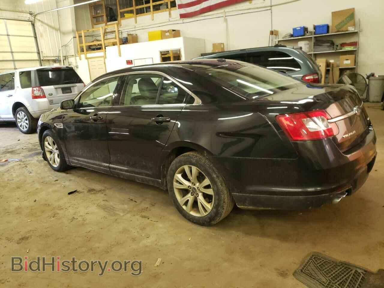 2010 FORD TAURUS - VIN: 1FAHP2EW5AG112637 - Фото 2