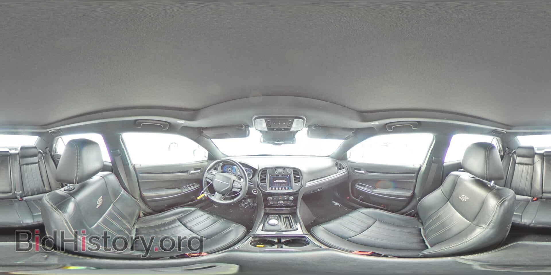 2017 CHRYSLER 300 - VIN: 2C3CCAGG0HH512950 - Фото 12