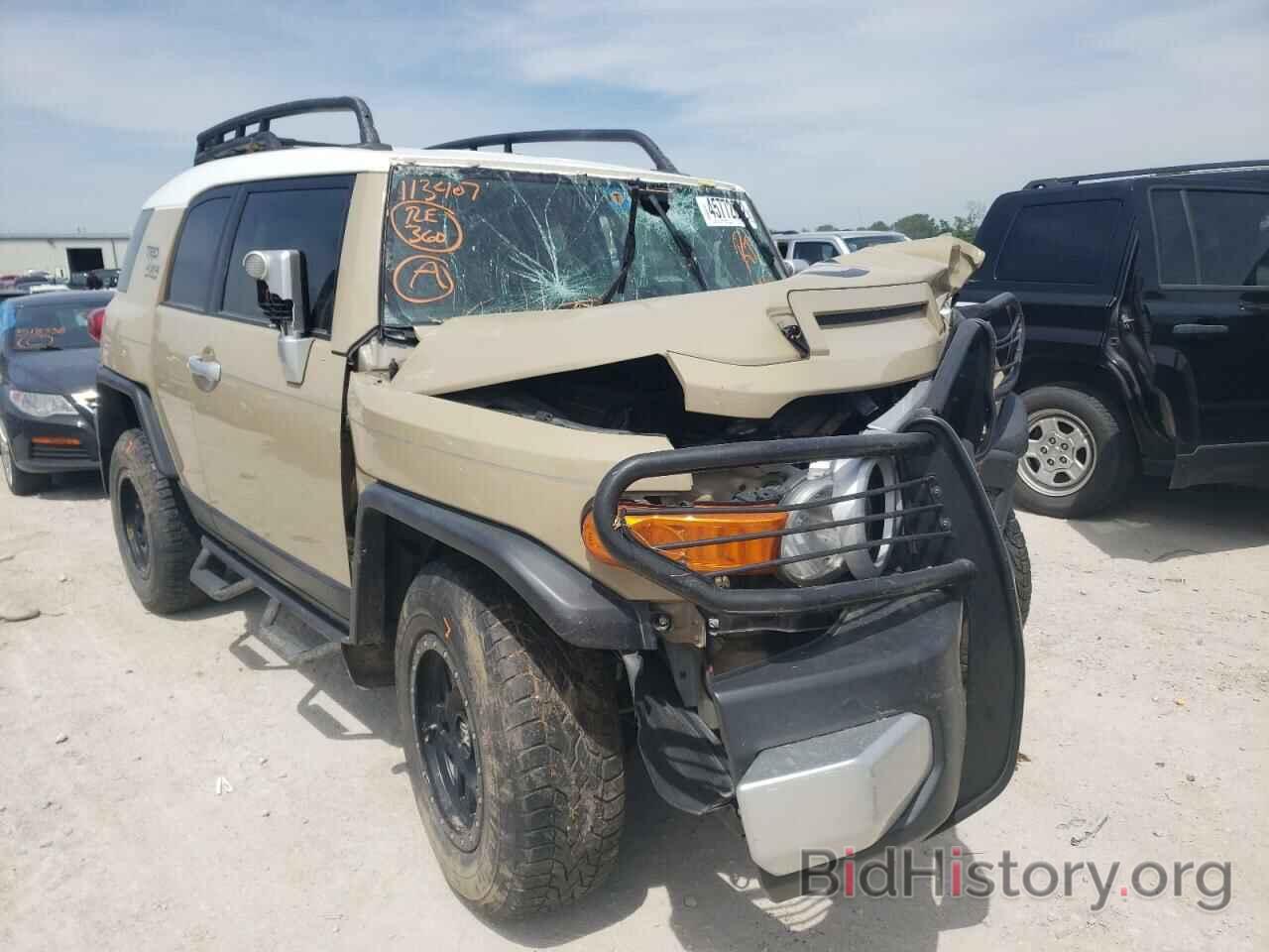 Photo JTEBU4BF0BK113407 - TOYOTA FJ CRUISER 2011