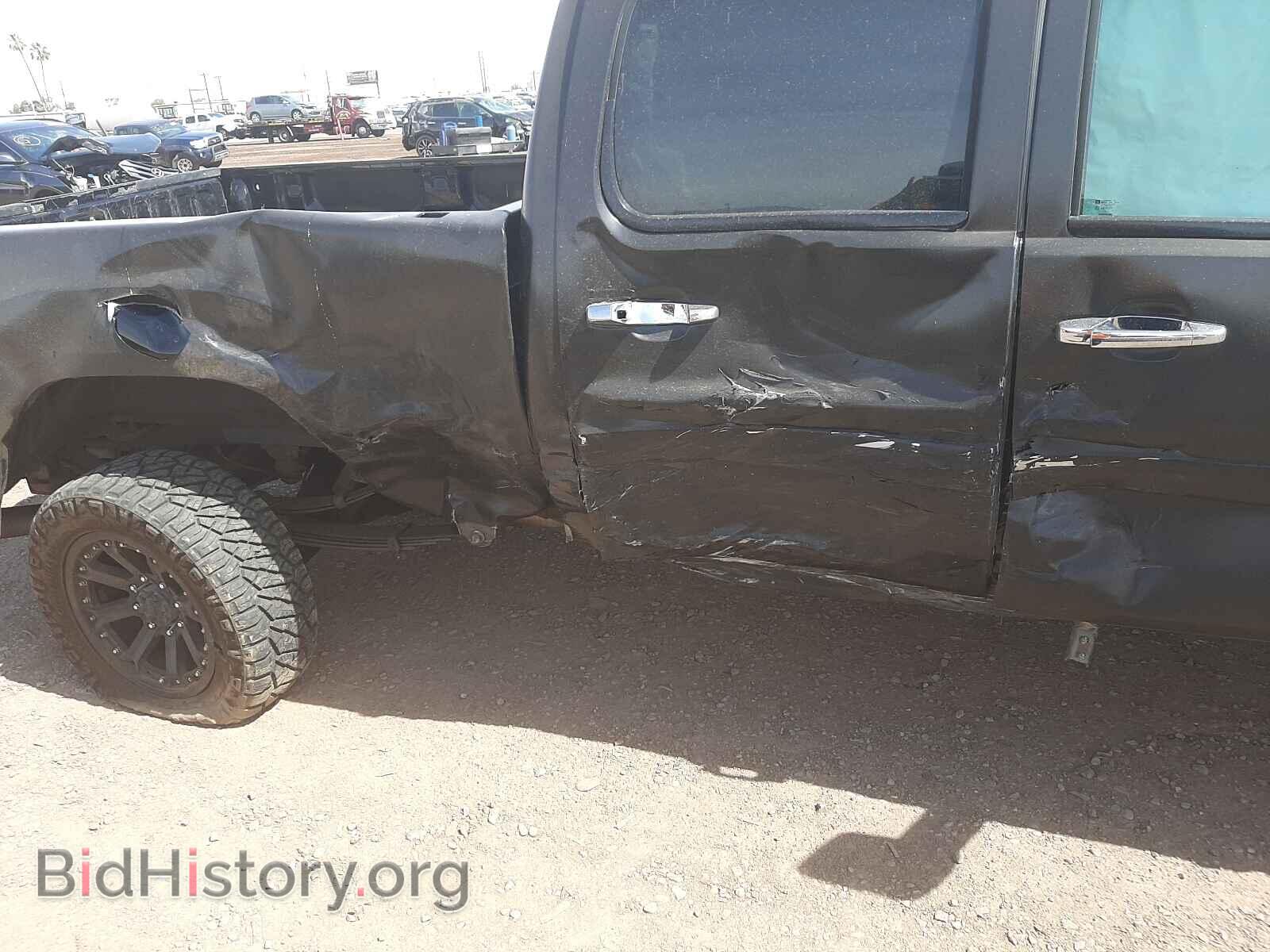 2013 GMC SIERRA - VIN: 1GT426E85DF114656 - Фото 9
