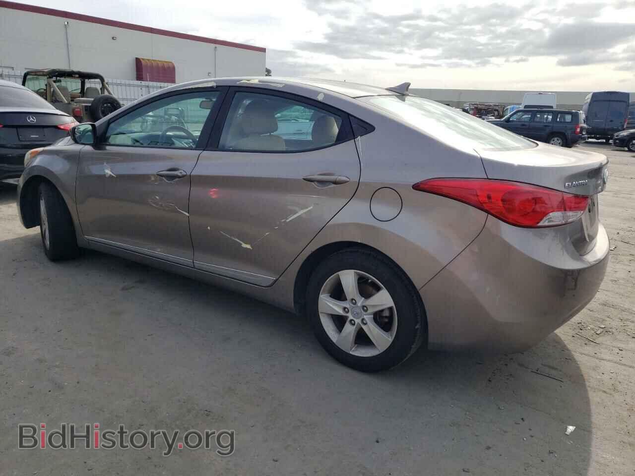 2011 HYUNDAI ELANTRA - VIN: 5NPDH4AE2BH015472 - Фото 2