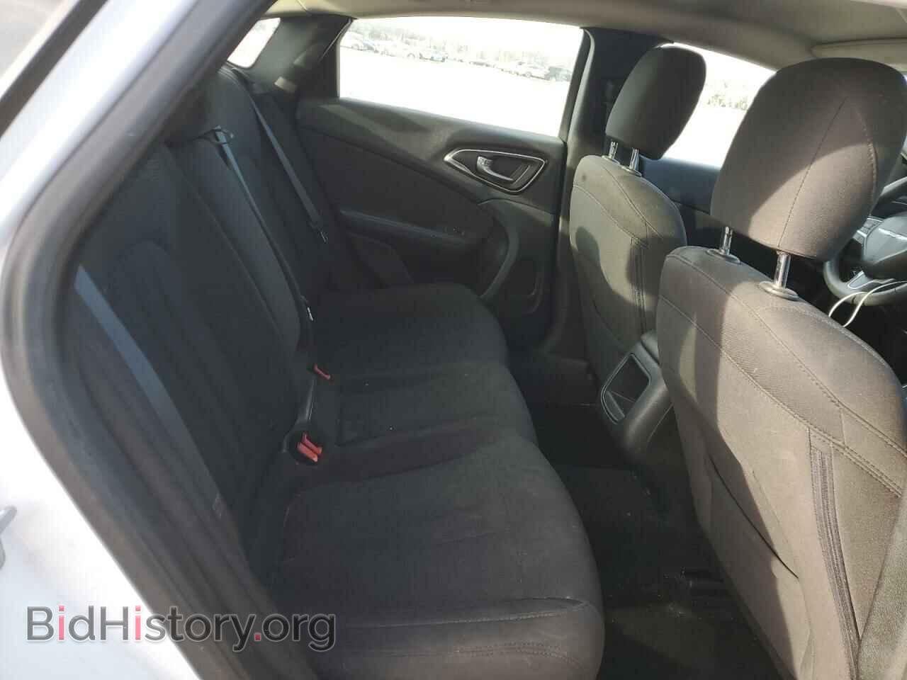 2016 CHRYSLER 200 - VIN: 1C3CCCAB6GN121901 - Фото 10