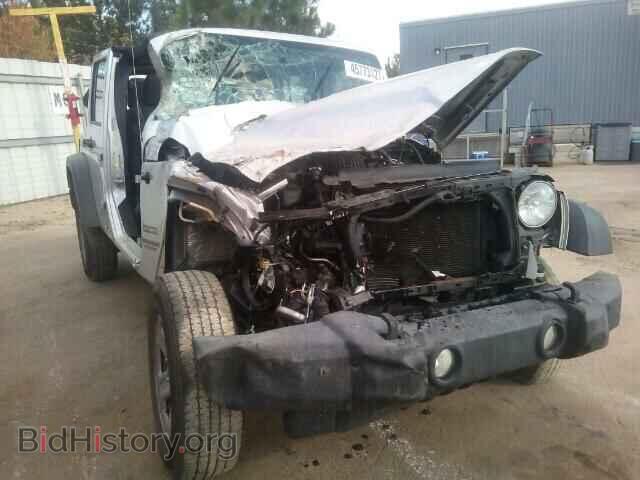Фотография 1J4BZ3H19BL534283 - JEEP WRANGLER 2011