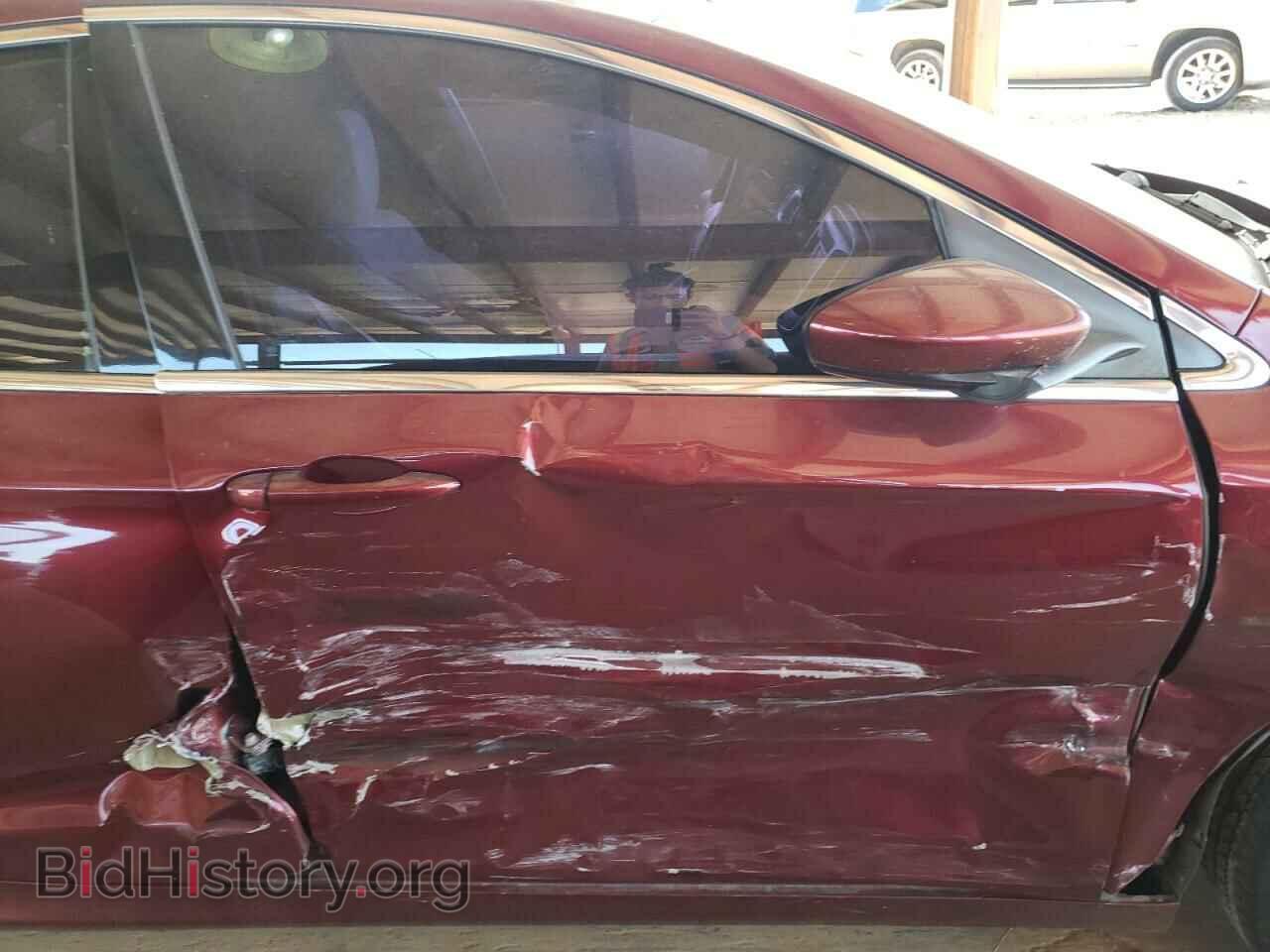 2016 CHRYSLER 200 - VIN: 1C3CCCFB3GN147459 - Photo 9