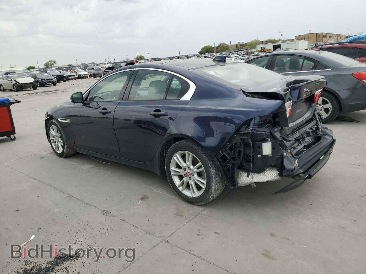 2017 JAGUAR XE - VIN: SAJAD4BGXHA962470 - Фото 2