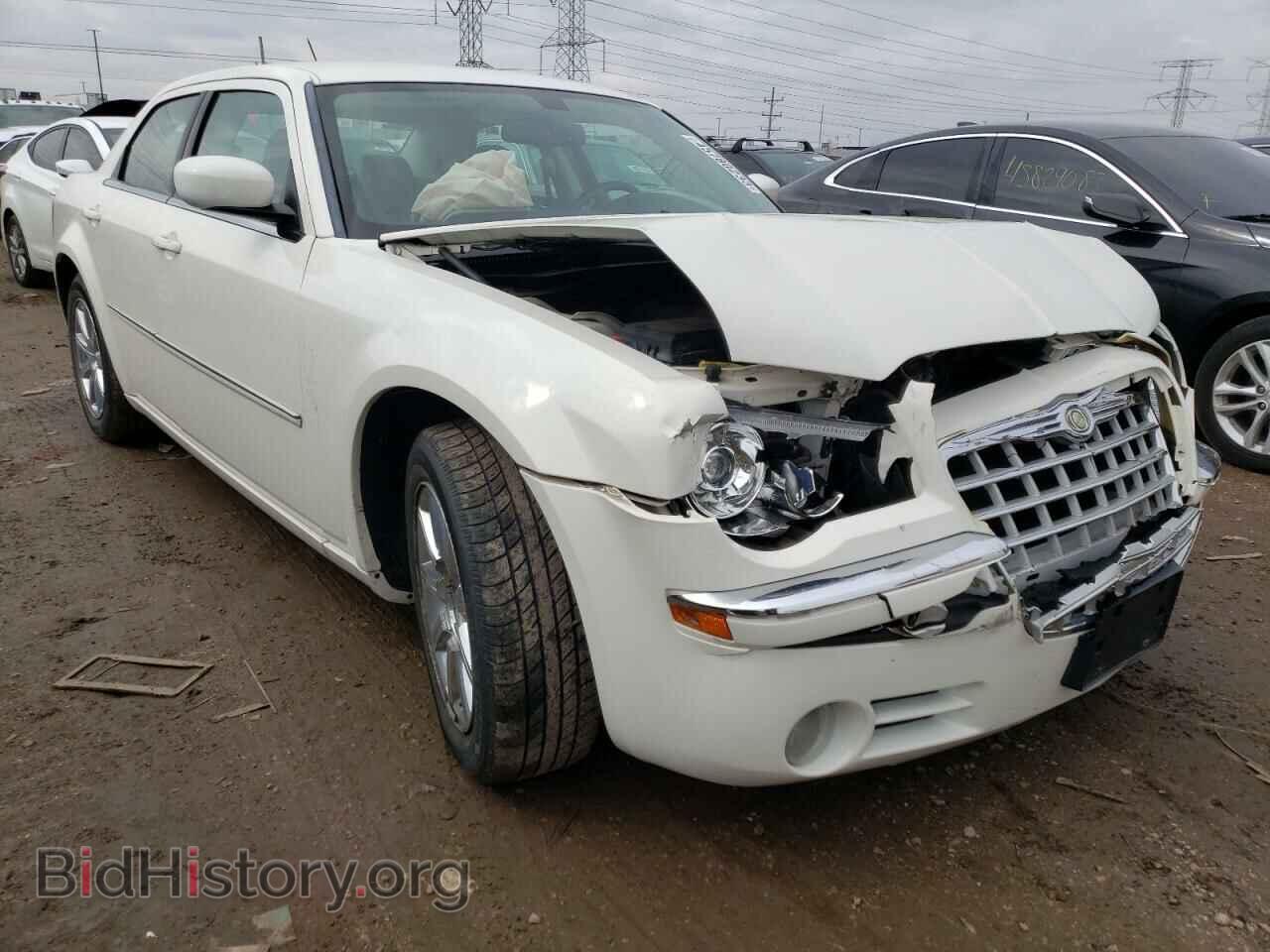 2008 CHRYSLER 300 - VIN: 2C3KA33G28H262470 - Фото 4