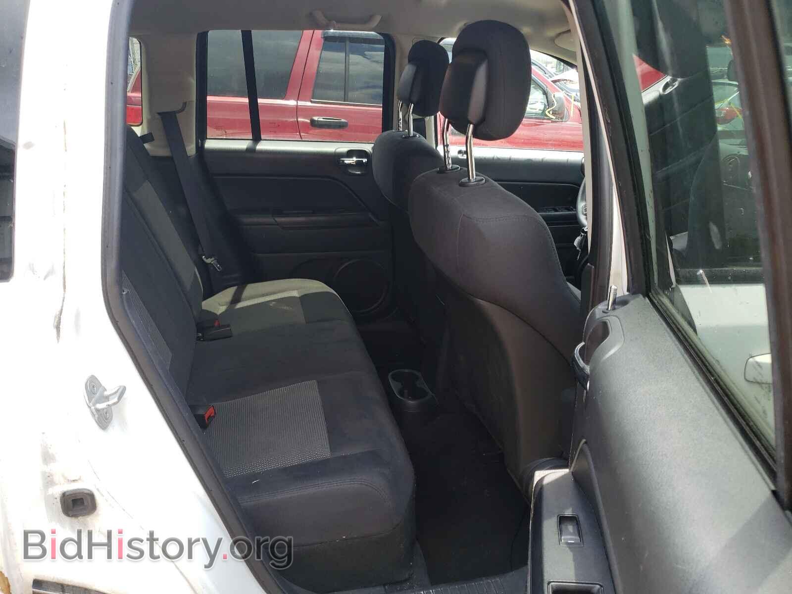 2011 JEEP COMPASS - VIN: 1J4NF1FB6BD227542 - Фото 6
