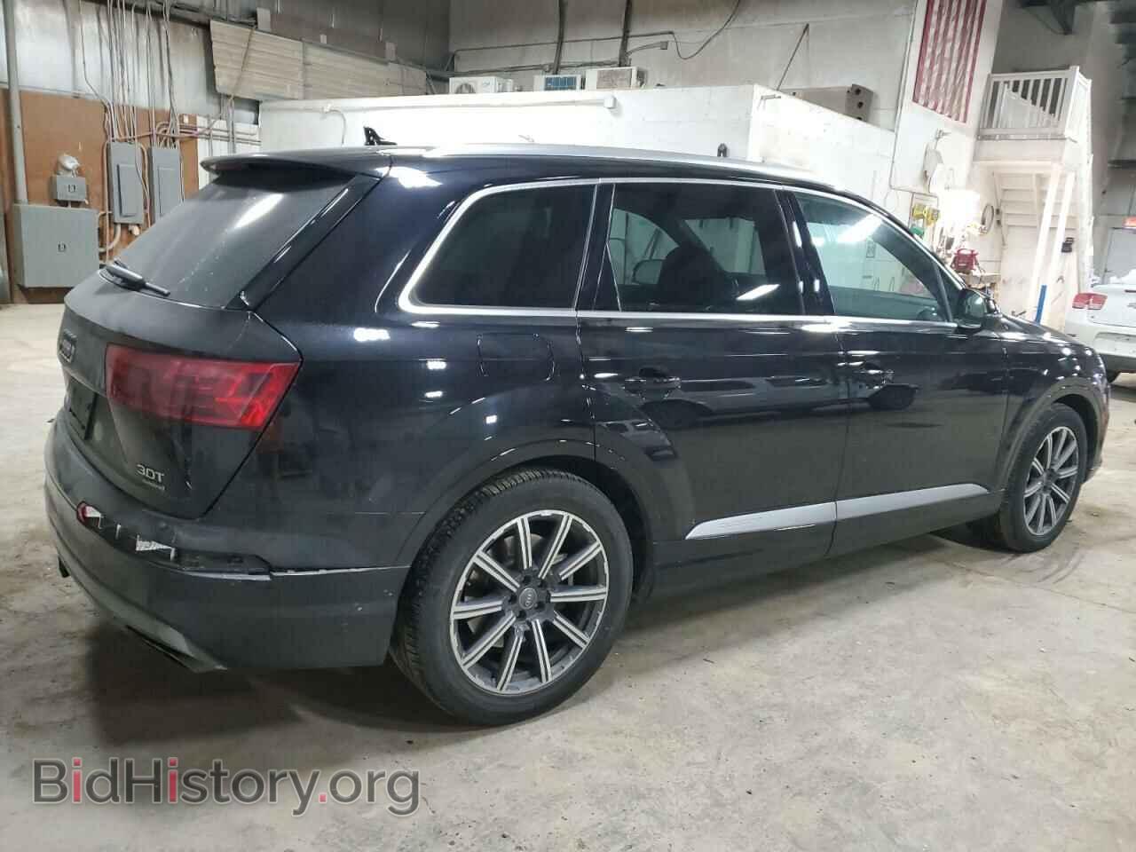 2017 AUDI Q7 - VIN: WA1VAAF76HD006381 - Фото 3