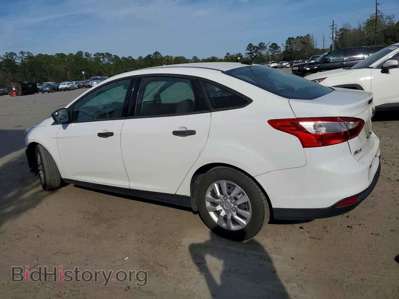 2013 FORD FOCUS - VIN: 1FADP3E24DL175788 - Photo 2