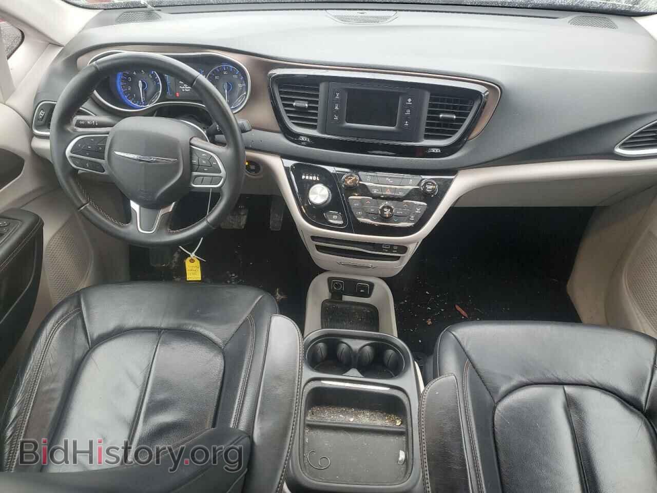 2017 CHRYSLER PACIFICA - VIN: 2C4RC1BG6HR839988 - Photo 8