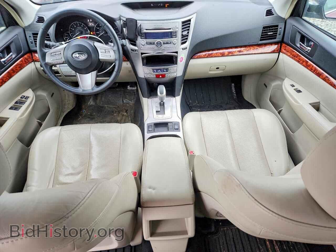2011 SUBARU OUTBACK - VIN: 4S4BRBKC8B3384401 - Photo 8