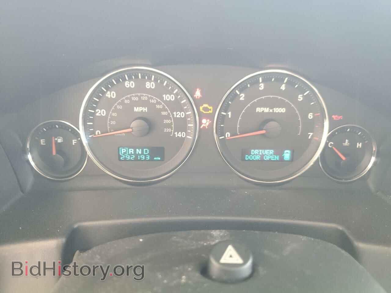 2006 JEEP COMMANDER - VIN: 1J8HG58226C122604 - Фото 9