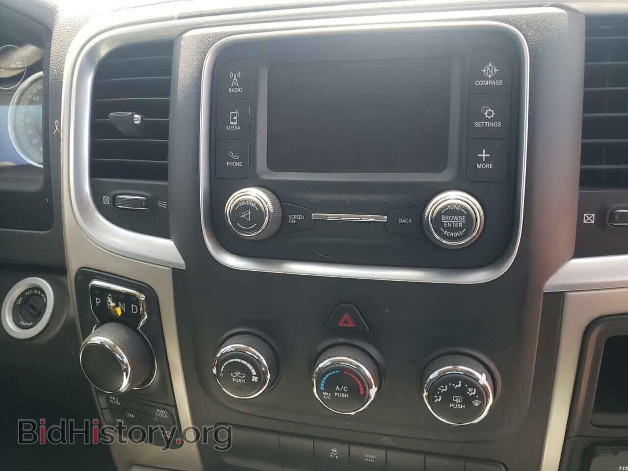 2015 RAM 1500 - VIN: 3C6RR7LT4FG709862 - Фото 9