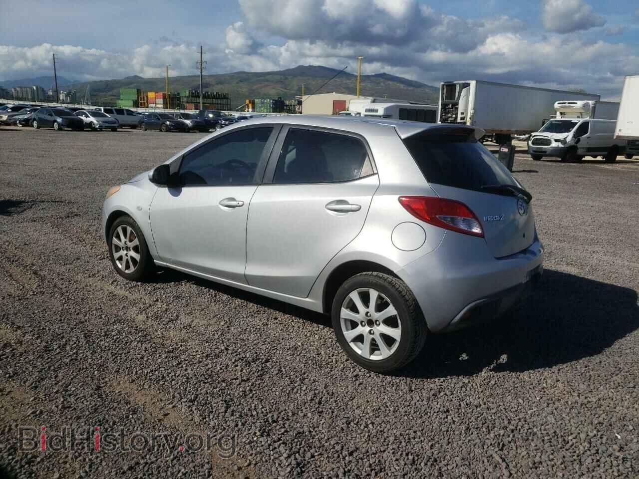 2011 MAZDA 2 - VIN: JM1DE1HY9B0100619 - Фото 2