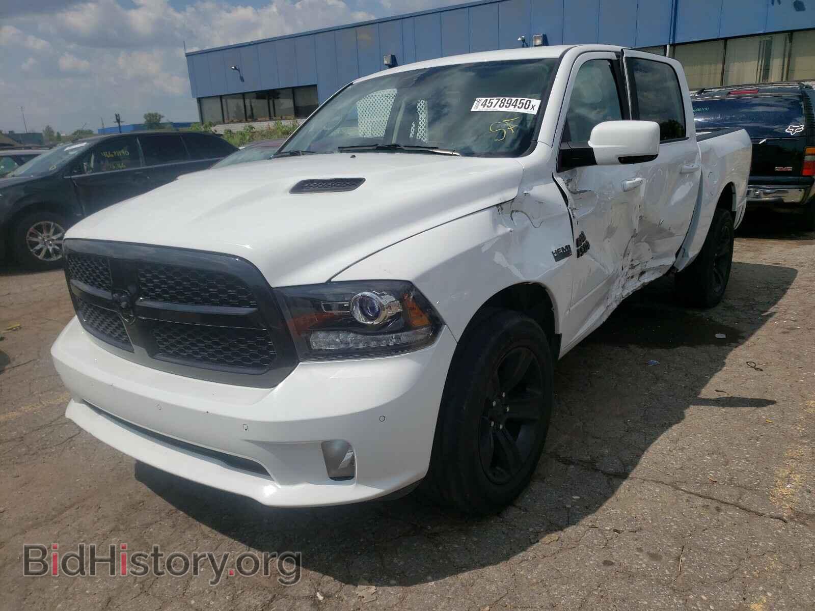 2017 RAM 1500 - VIN: 1C6RR7MT2HS812594 - Фото 2