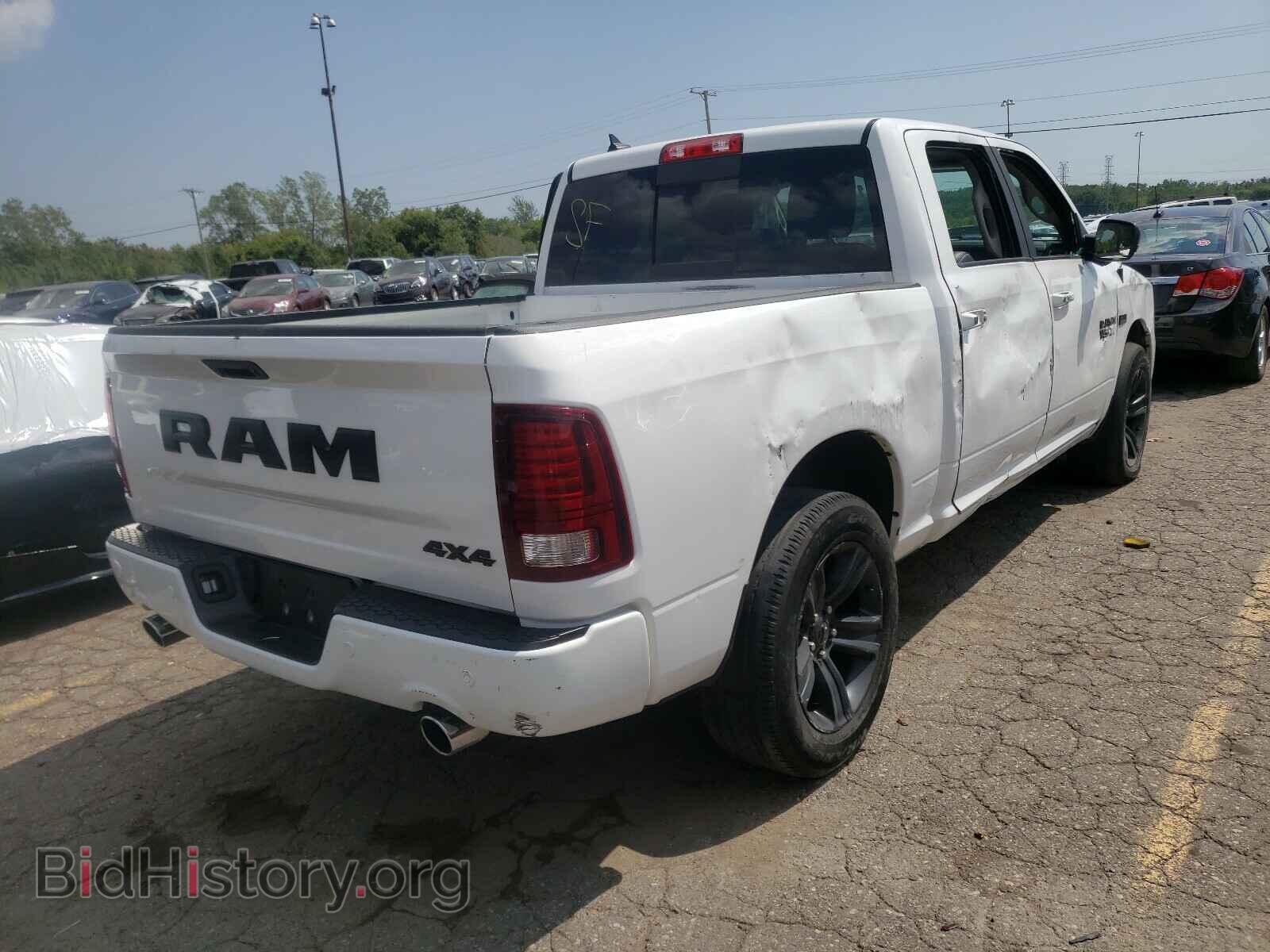 2017 RAM 1500 - VIN: 1C6RR7MT2HS812594 - Фото 4