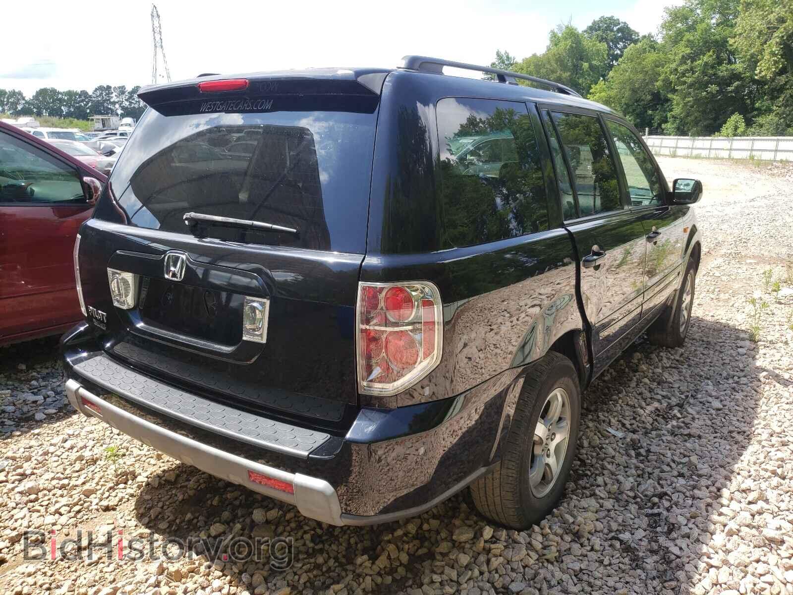 2008 HONDA PILOT - VIN: 5FNYF283X8B008602 - Фото 4