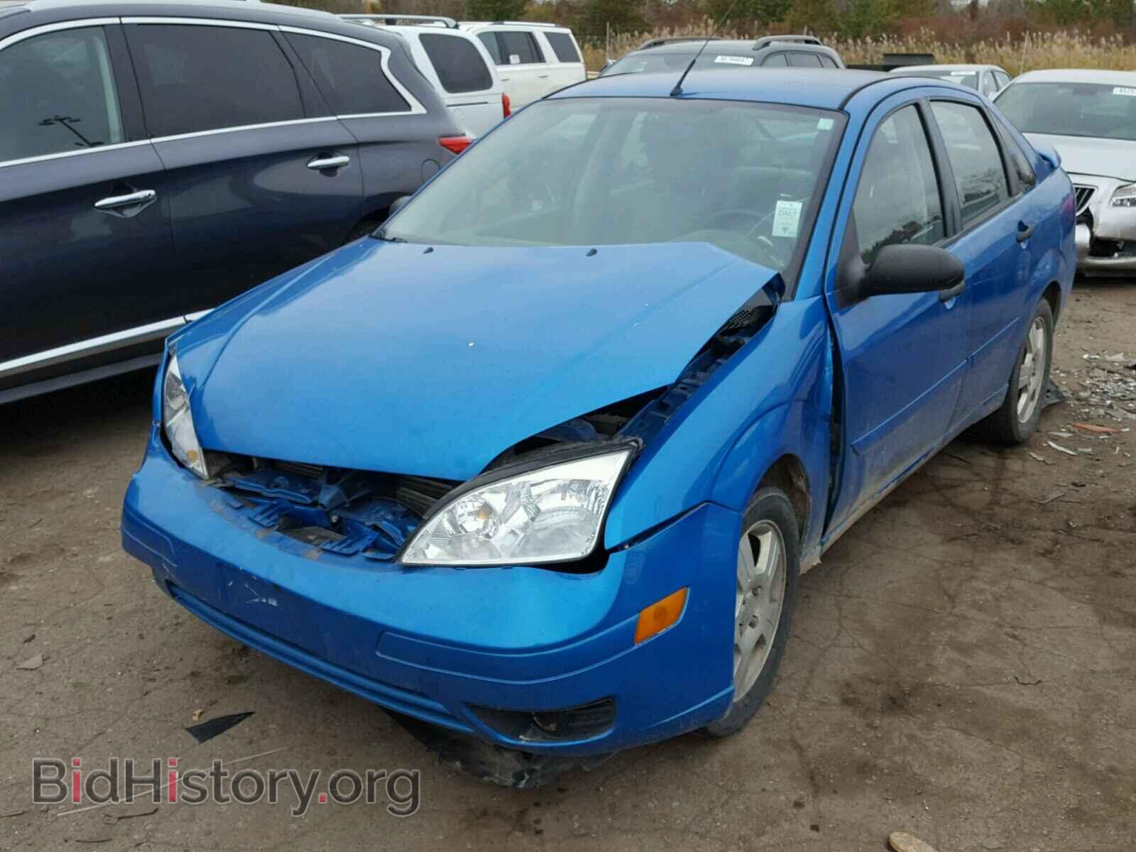 2007 FORD FOCUS - VIN: 1FAHP34N47W217537 - Фото 2