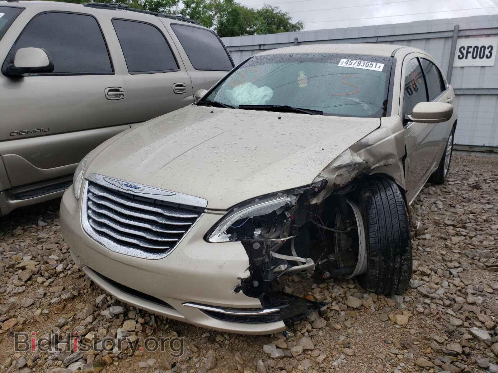 2014 CHRYSLER 200 - VIN: 1C3CCBBB3EN192575 - Фото 2