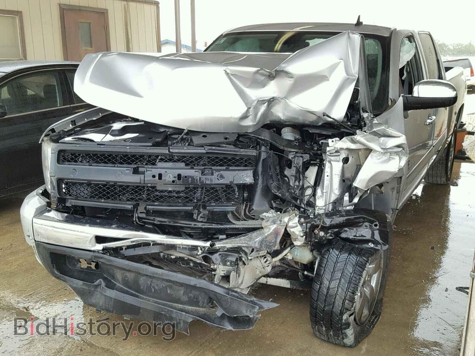 2011 CHEVROLET SILVERADO - VIN: 3GCPCSE02BG216652 - Фото 2