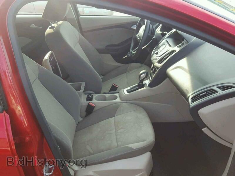 2012 Ford FOCUS (VIN 1FAHP3F2XCL399257) — photo 5 of 10