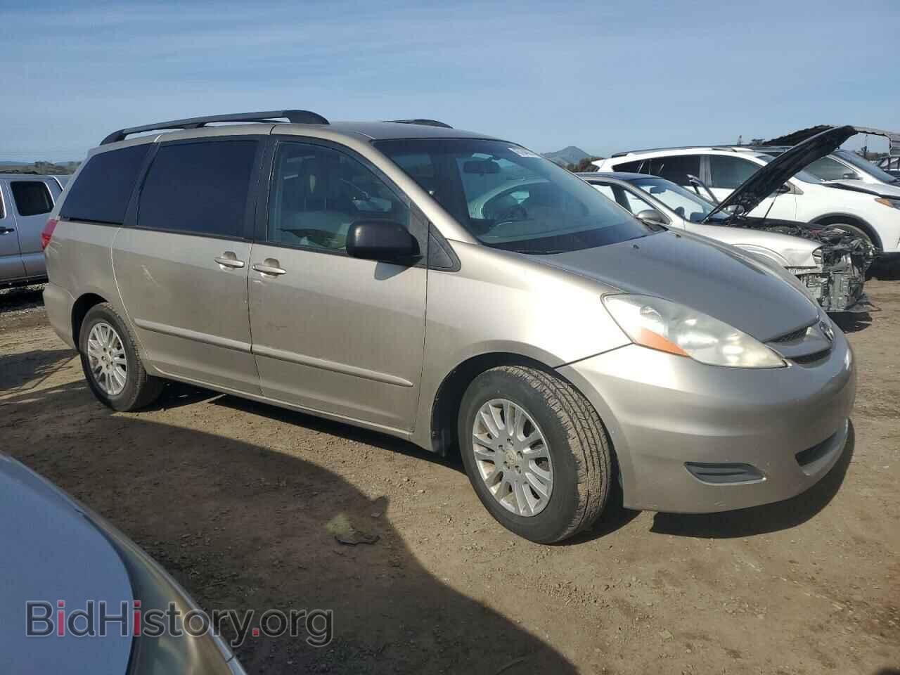 2010 TOYOTA All Models - VIN: 5TDKK4CC9AS343369 - Фото 4