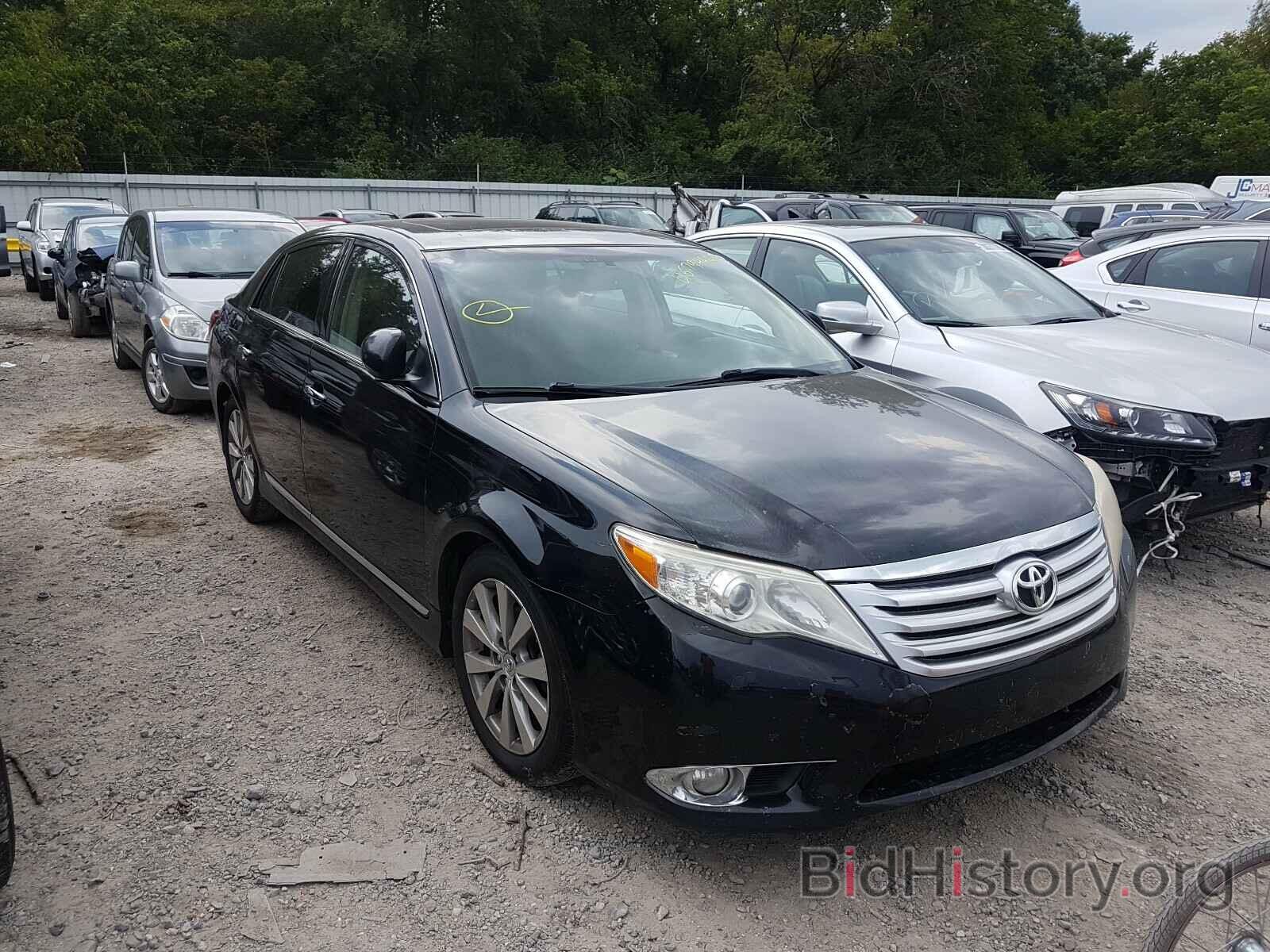 Photo 4T1BK3DB2BU380935 - TOYOTA AVALON 2011