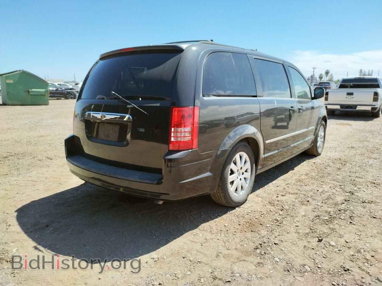 2010 CHRYSLER MINIVAN - VIN: 2A4RR8DX5AR438985 - Photo 4