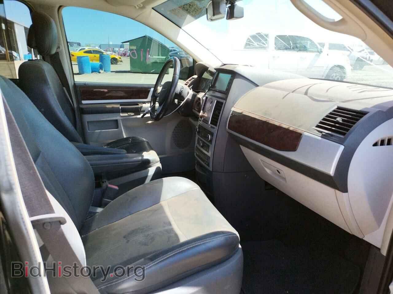 2010 CHRYSLER MINIVAN - VIN: 2A4RR8DX5AR438985 - Photo 5