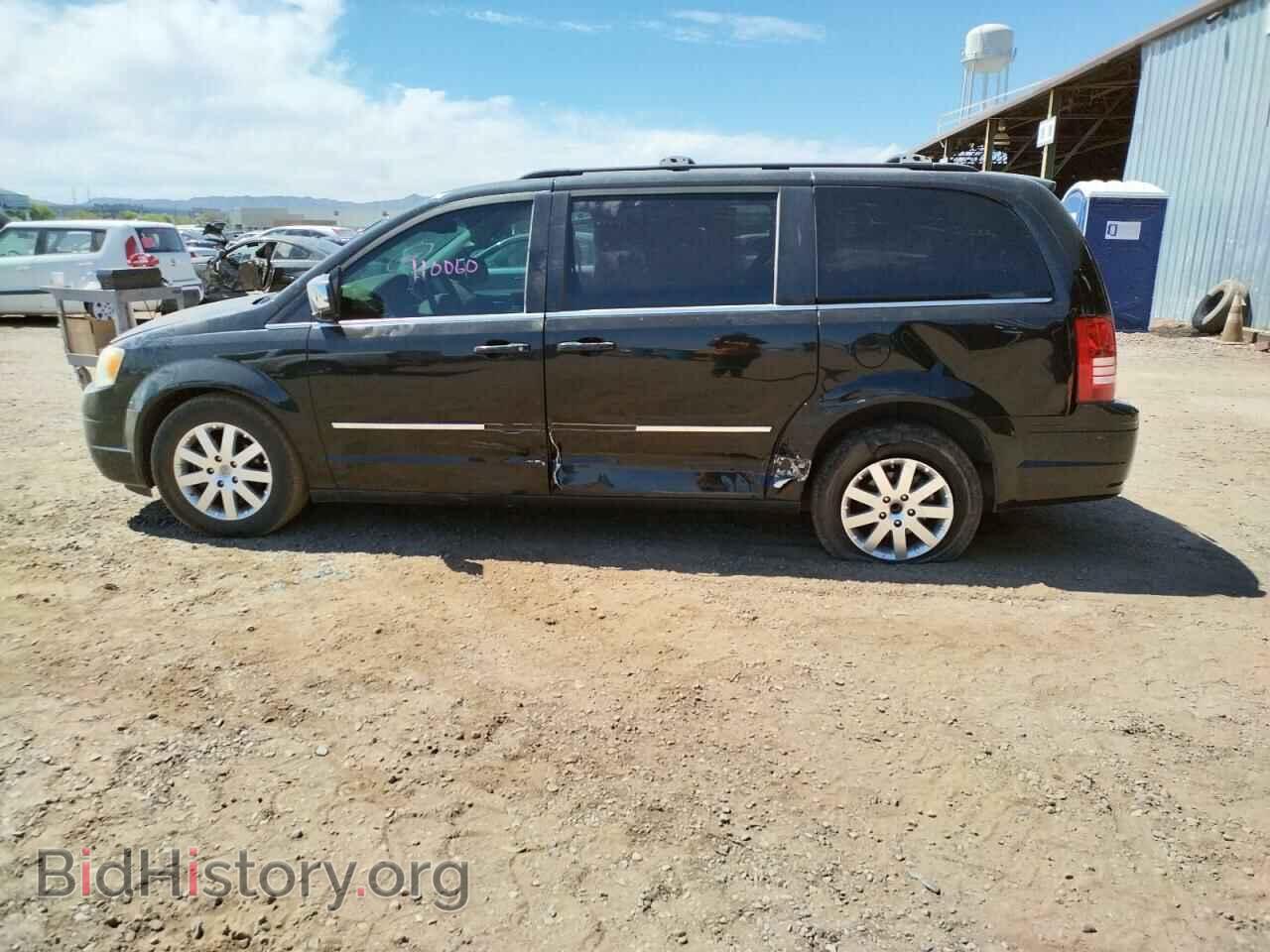 2010 CHRYSLER MINIVAN - VIN: 2A4RR8DX5AR438985 - Photo 9