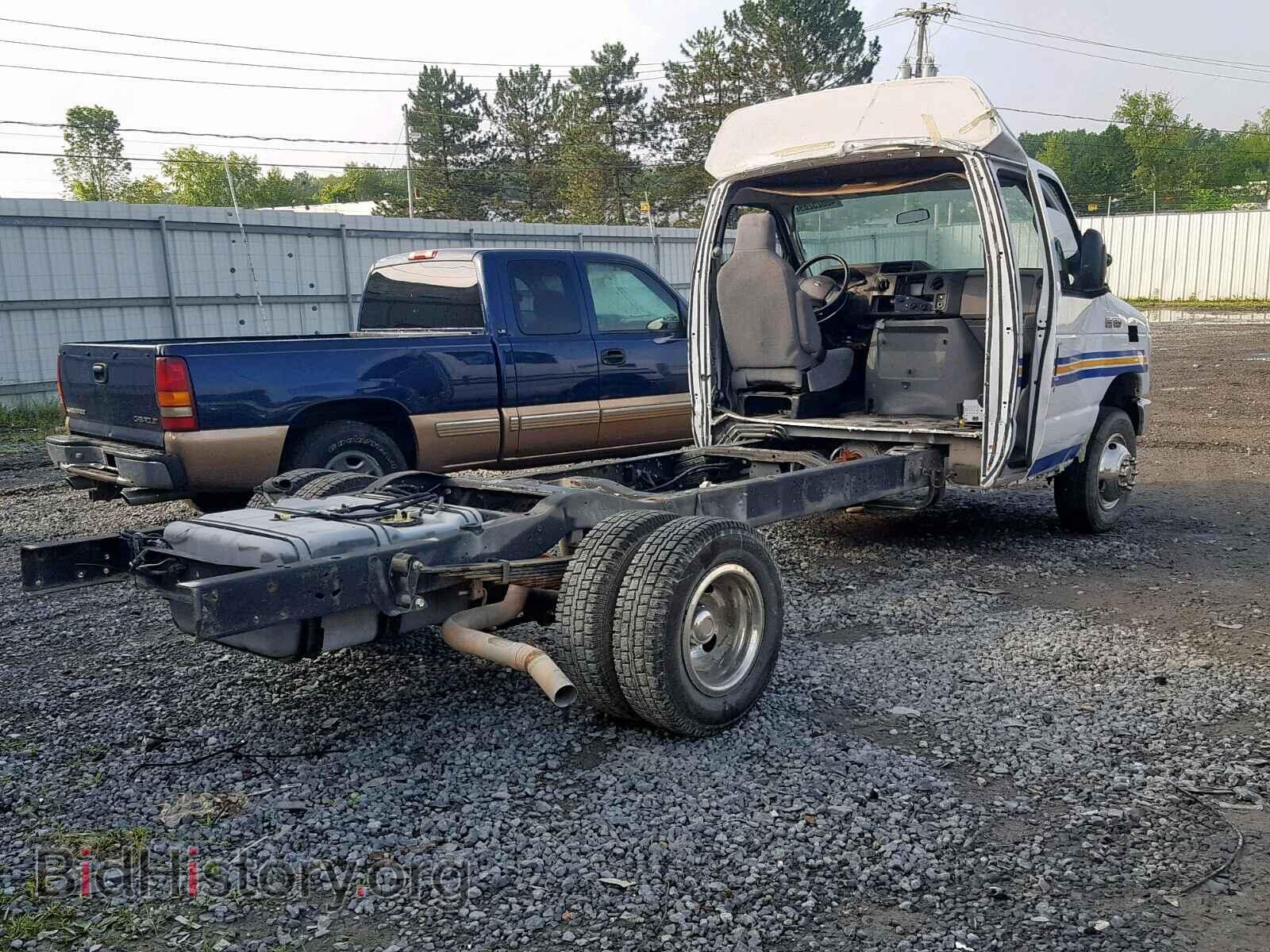 2017 FORD ECONOLINE - VIN: 1FDXE4FS4HDC35954 - Фото 4